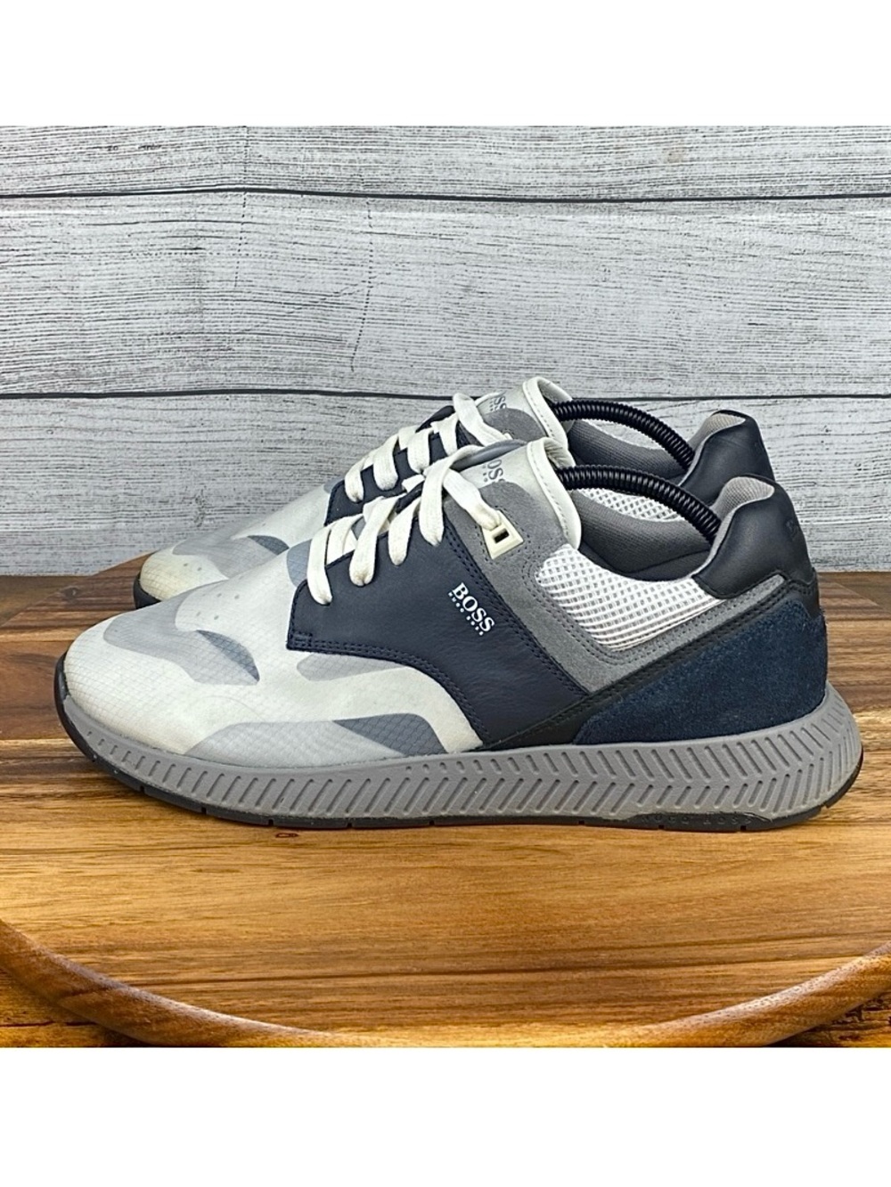 Hugo Boss Low Top Trainers Suede Nappa Leather Gray Blue Shoes Men’s Size 10